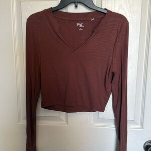 Cute crop top PAC cares Medium